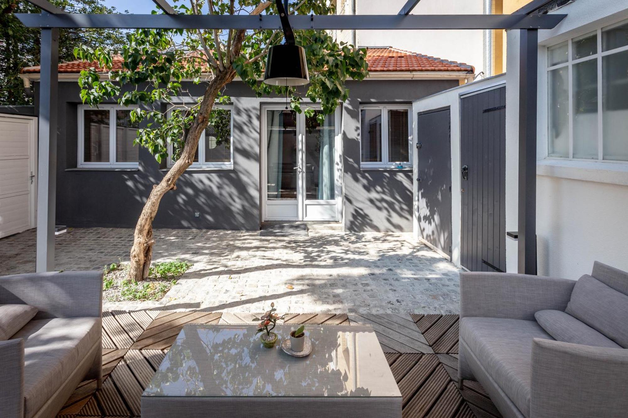 Lovely Little House With Private Garden In Paris Ivry-sur-Seine Esterno foto